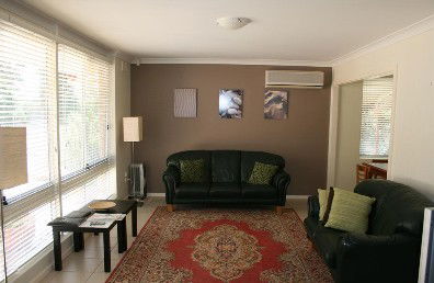 Summerhouse BnB - Accommodation Nelson Bay 2