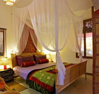 The Lotus Eater - Accommodation Nelson Bay