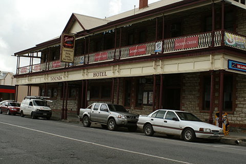 Tanunda Hotel Apartments - Accommodation Nelson Bay 1