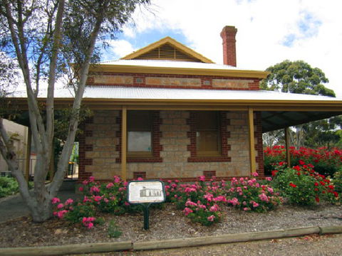 Clydesdale Cottage B&B - Accommodation Nelson Bay 0