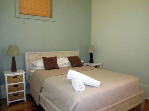 Clydesdale Cottage B&B - Accommodation Nelson Bay 4