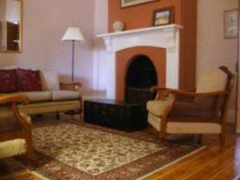 McKinley's Rest - Accommodation Nelson Bay 1