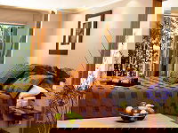 Rivers Edge Rainforest Retreat - Accommodation Nelson Bay 1