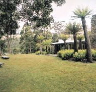 Tullah Lakeside Lodge - Accommodation Nelson Bay