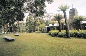 Tullah Lakeside Lodge - Accommodation Nelson Bay 0