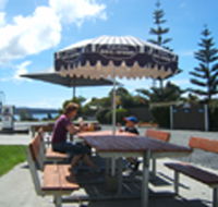 Hillcrest Caravan Park - Accommodation Nelson Bay