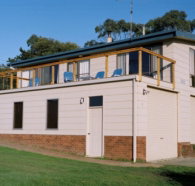 Three Peaks Holiday Rentals - Accommodation Nelson Bay