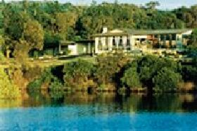 Surfside Motor Inn - Accommodation Nelson Bay 0