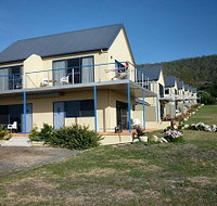 Diamond Island Resort - Beachfront Villas - Accommodation Nelson Bay