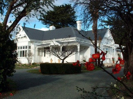 Huonville Guesthouse - Accommodation Nelson Bay 2