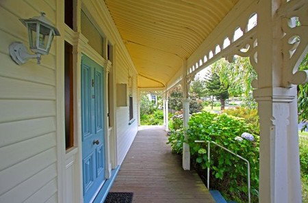 Estowen House - Accommodation Nelson Bay 4