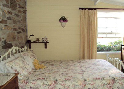 Orford's Sanda House B&B - Accommodation Nelson Bay 2