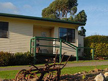 Paradise Cottage - Accommodation Nelson Bay 2