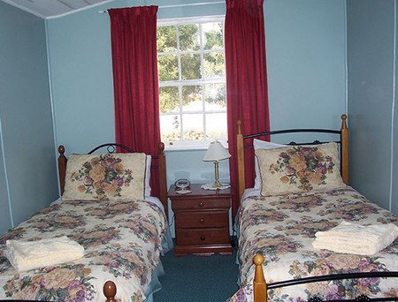 Hurlfield Farm Cottage - Accommodation Nelson Bay 3