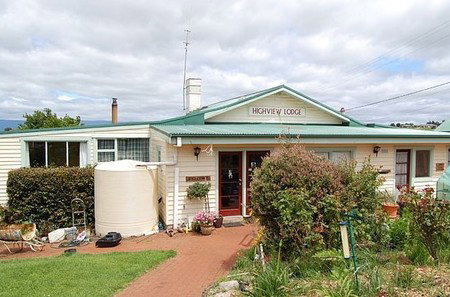 Deloraine Highview Lodge Backpackers - Accommodation Nelson Bay 1