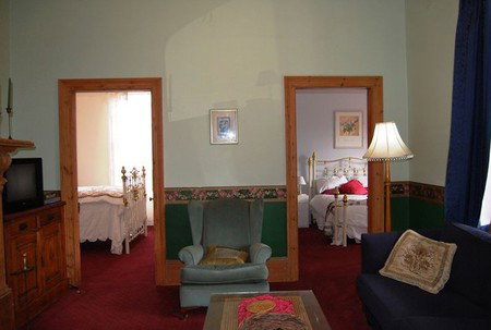 Mariton House - Accommodation Nelson Bay 4