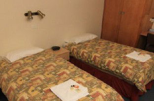 Lake Pedder Chalet - Accommodation Nelson Bay 1