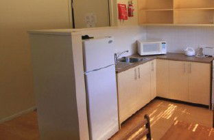 Lake Pedder Chalet - Accommodation Nelson Bay 2