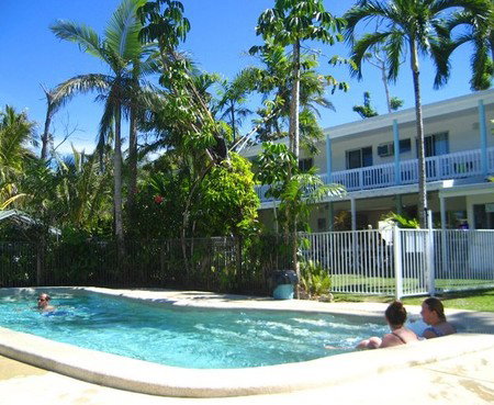 Absolute Backpackers Mission Beach - Accommodation Nelson Bay 4