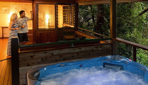 Bloomfield Lodge - Accommodation Nelson Bay 3