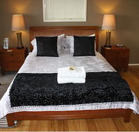At Sunrise Cottages - Accommodation Nelson Bay