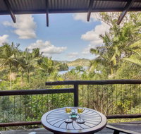 Secrets on the Lake - Accommodation Nelson Bay