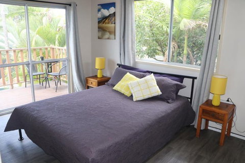 Pippies Beachhouse - Accommodation Nelson Bay 2