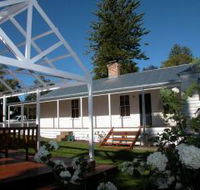 The Cottage - Berry - Accommodation Nelson Bay