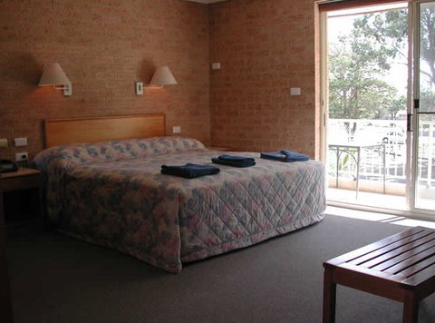 Huskisson Bayside Resort - Accommodation Nelson Bay 3
