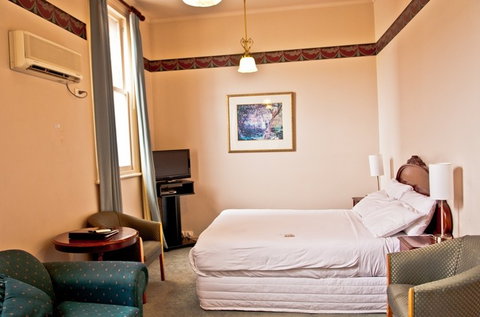 Hotel Shamrock - Accommodation Nelson Bay 0