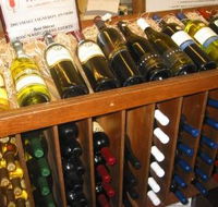 Warrenmang Vineyard  Resort - Accommodation Nelson Bay