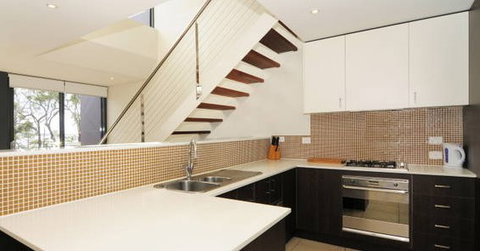 Bay Breeze - Accommodation Nelson Bay 2