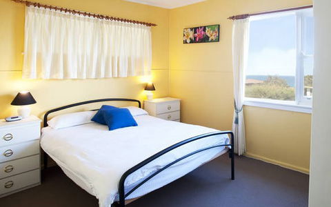 C'est La Vie Manyana - Accommodation Nelson Bay 2