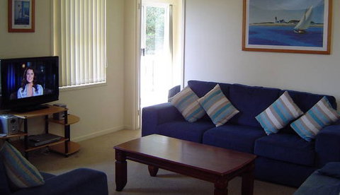 Breeze In Mollymook Beach - Accommodation Nelson Bay 5