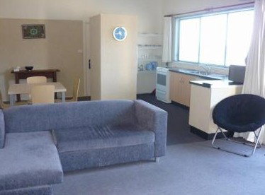 Beachhouse Mollymook - Accommodation Nelson Bay 1