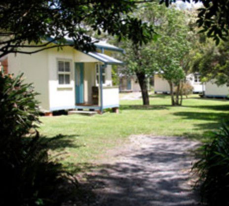 At The Springs Cottages - Accommodation Nelson Bay 4
