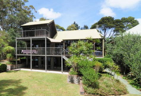 Bungalows On The Beach - Accommodation Nelson Bay 5