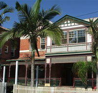 Maclean Hotel - Accommodation Nelson Bay
