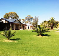 Curlwaa Caravan Park - Accommodation Nelson Bay