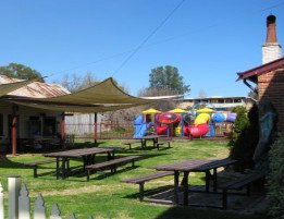 The Royal Hotel Adelong - Accommodation Nelson Bay 1