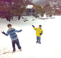 Snowbound Chalets - Accommodation Nelson Bay