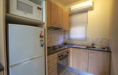 Tumut Apartments - Accommodation Nelson Bay 3