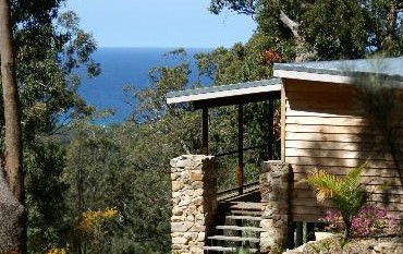 A Sacred Mountain Retreat - Accommodation Nelson Bay 2