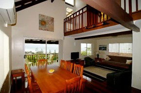 Beach House At Bonny Hills - Accommodation Nelson Bay 4