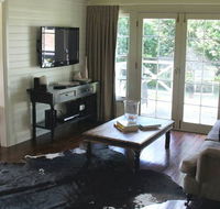 Book Barn Cottage - Accommodation Nelson Bay
