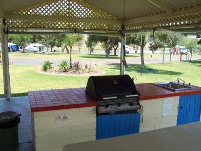 Junee Tourist Park - Accommodation Nelson Bay 2