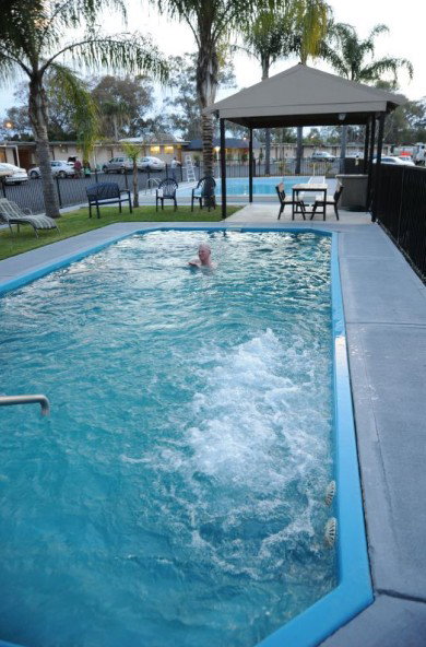 Artesian Spa Motel - Nelson Bay Accommodation.com 1