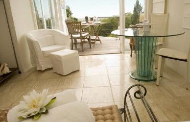 Above Wollongong At Pleasant Heights Bed And Breakfast - Accommodation Nelson Bay 5