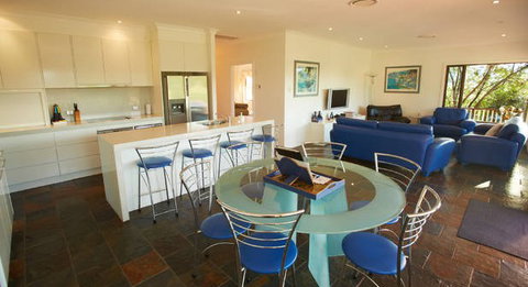 Barrington River House - Accommodation Nelson Bay 5