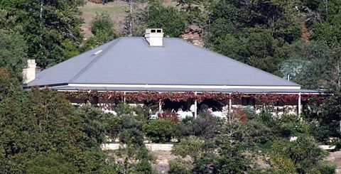 Capers Guesthouse And Cottage - Accommodation Nelson Bay 2